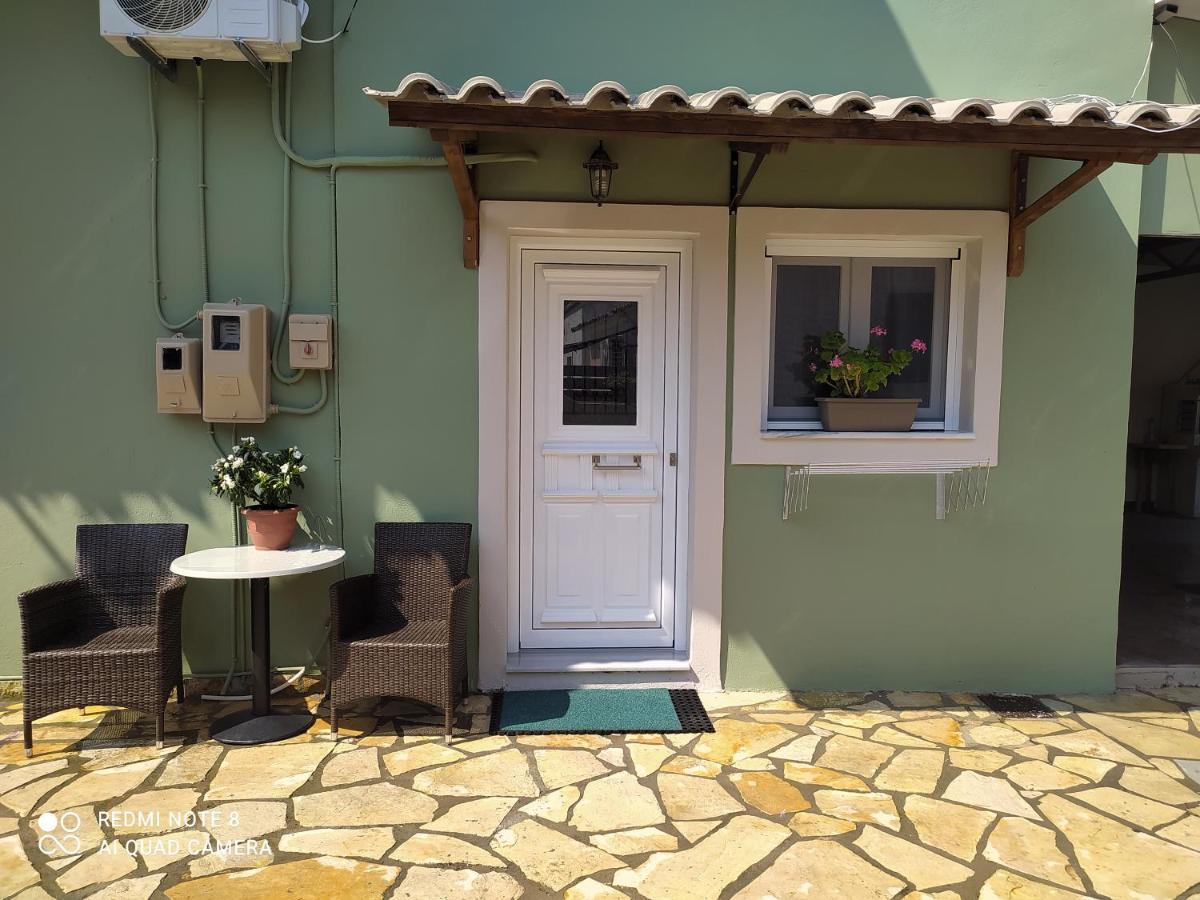 איפסוס Golden Mile Studio-Apartment מראה חיצוני תמונה
