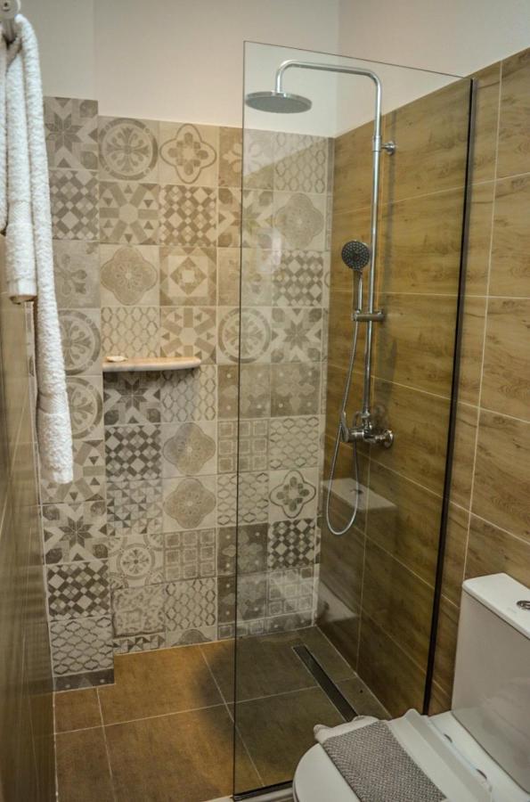 איפסוס Golden Mile Studio-Apartment מראה חיצוני תמונה